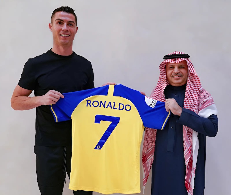 Ronaldo thắt chặt an ninh tại Ả Rập Xê Út
